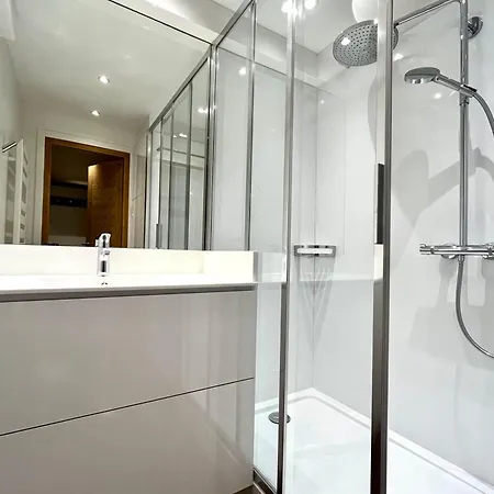 Apartment Pretty Haven Of Peace With Balcony In